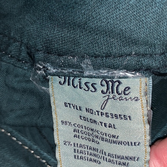 Miss Me Skinny Jeans - Picture 8 of 8